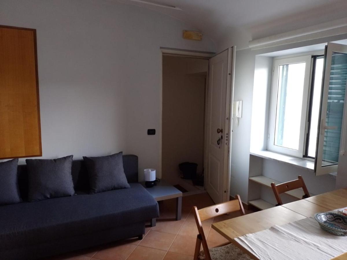 Apartmán Uno Sguardo Sui Tetti Neapol Exteriér fotografie