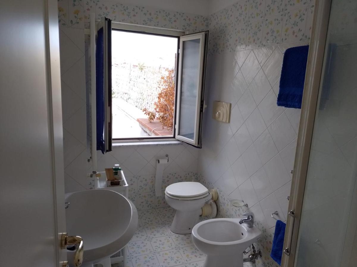 Apartmán Uno Sguardo Sui Tetti Neapol Exteriér fotografie